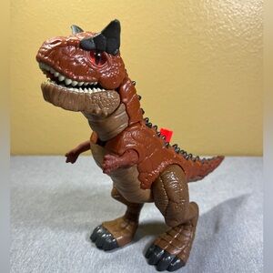 Imaginext Dinosaur Jurassic World Brown Carnotaurus Toy Action Figure 2018